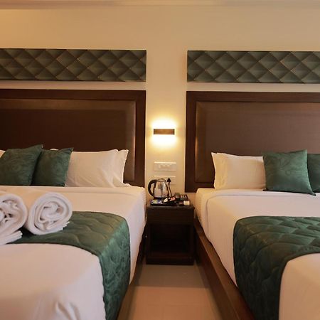 Hotel Aavudai Grand Aralvaimozhi المظهر الخارجي الصورة