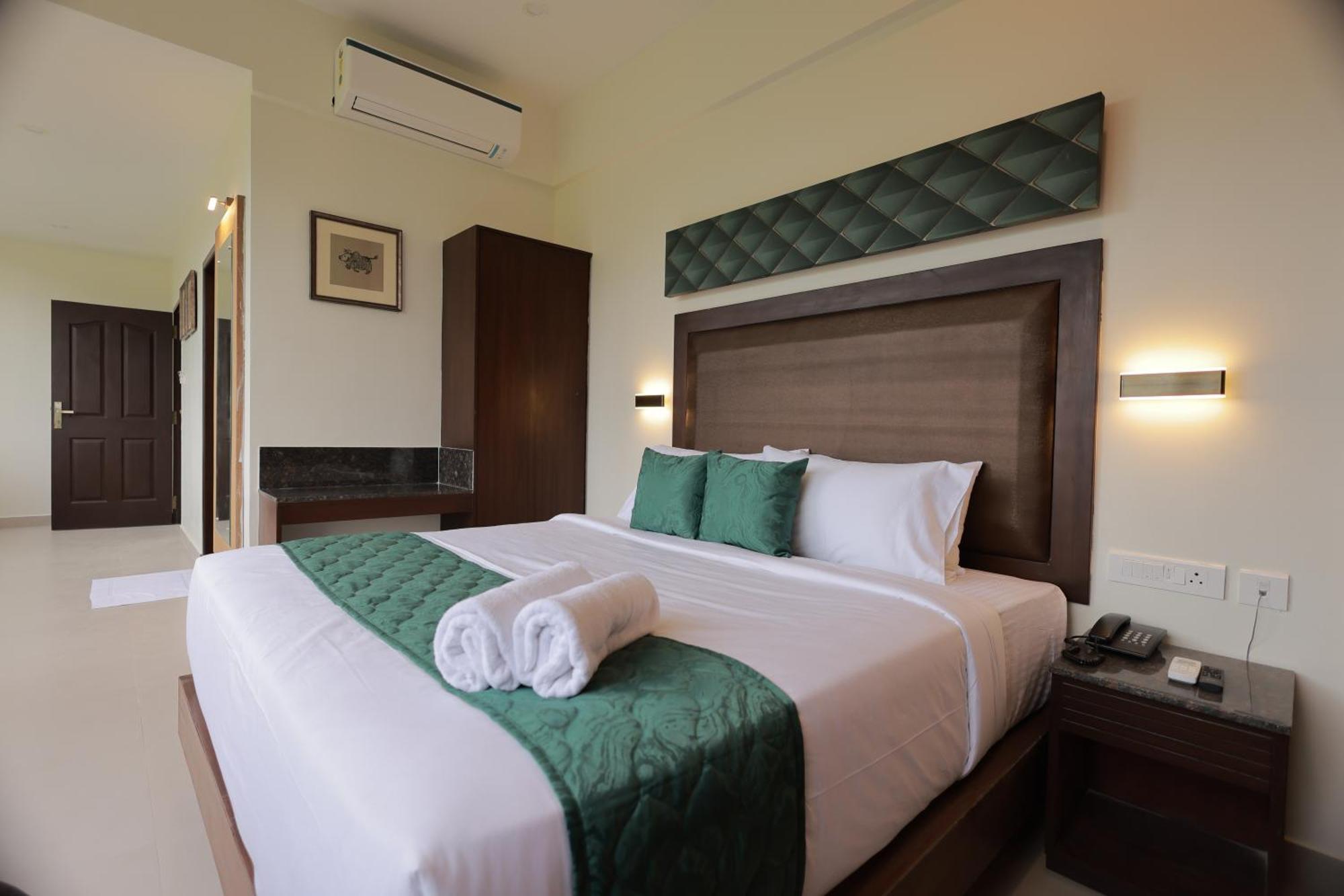 Hotel Aavudai Grand Aralvaimozhi المظهر الخارجي الصورة