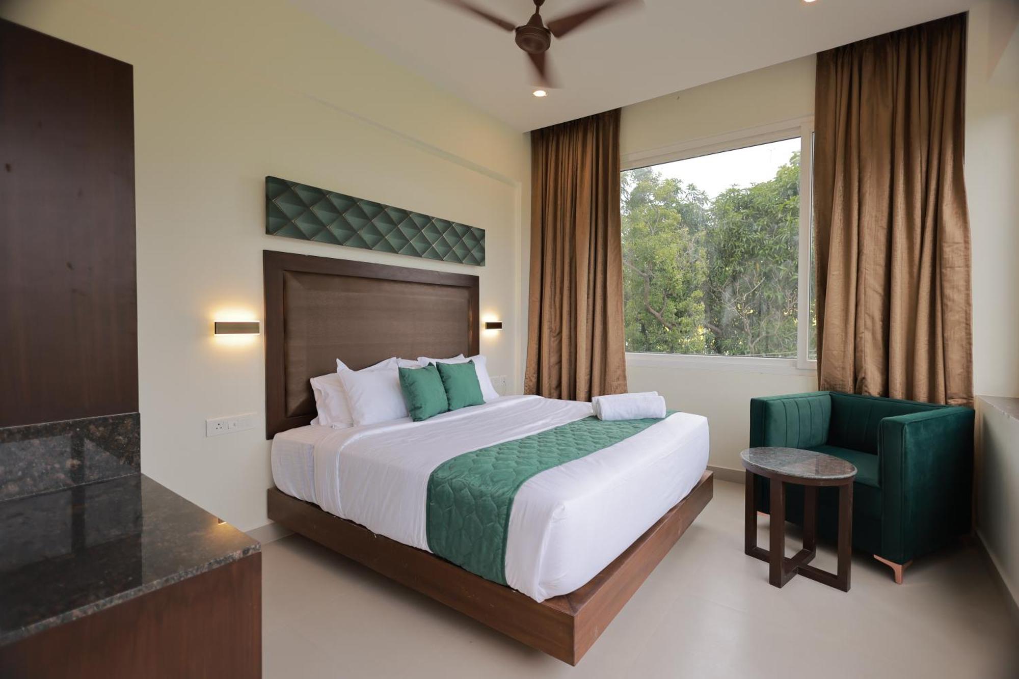 Hotel Aavudai Grand Aralvaimozhi المظهر الخارجي الصورة